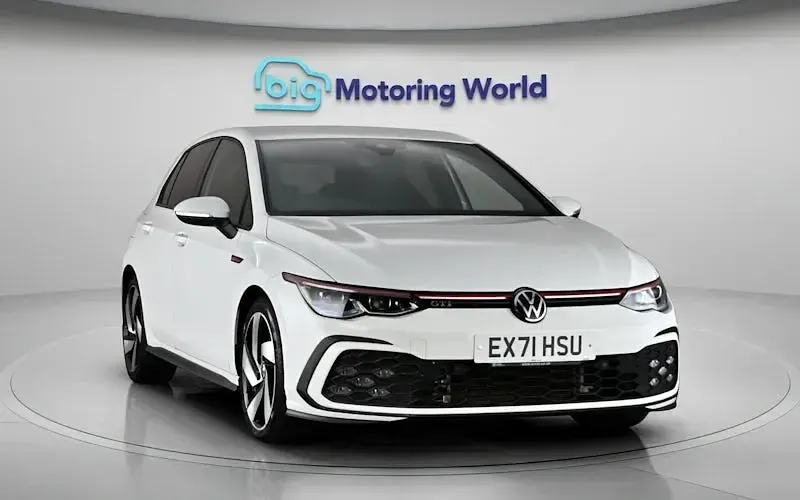Used VW Golf VIII GTI 245 HP (180 kW) 2024 Hatchback