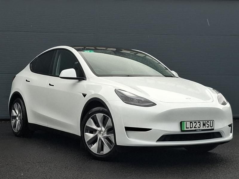 White Used 2023 Tesla Model Y RWD SUV | £26,998 (Fair price) - Image 1/4