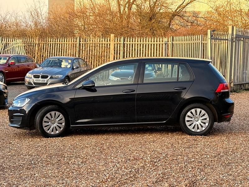Used VW Golf VII S 122 HP (89 kW) 2013 Black Hatchback