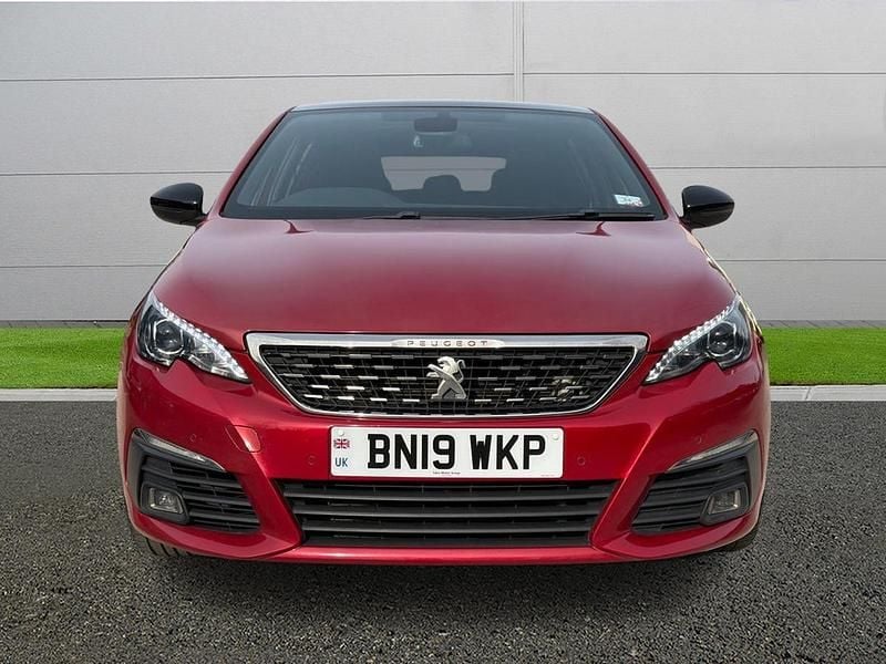 Used Peugeot 308 GT-line 130 HP (95 kW) 2019 Red Hatchback