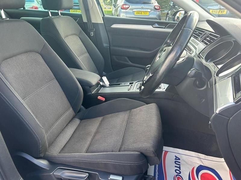 Used VW Passat Business 120 HP (88 kW) 2016 Black Sedan