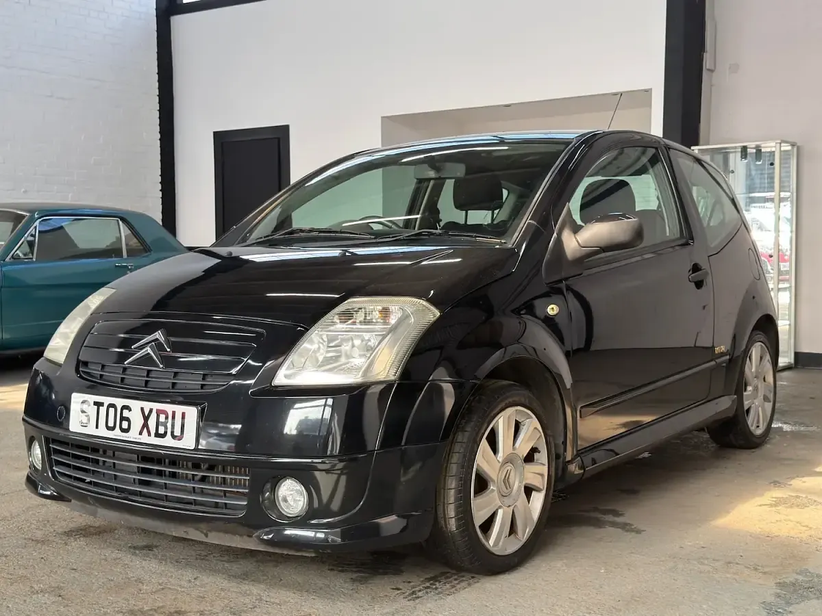 Used Citroën C2 VTR Sport 109 HP (80 kW) 2006 Black Hatchback