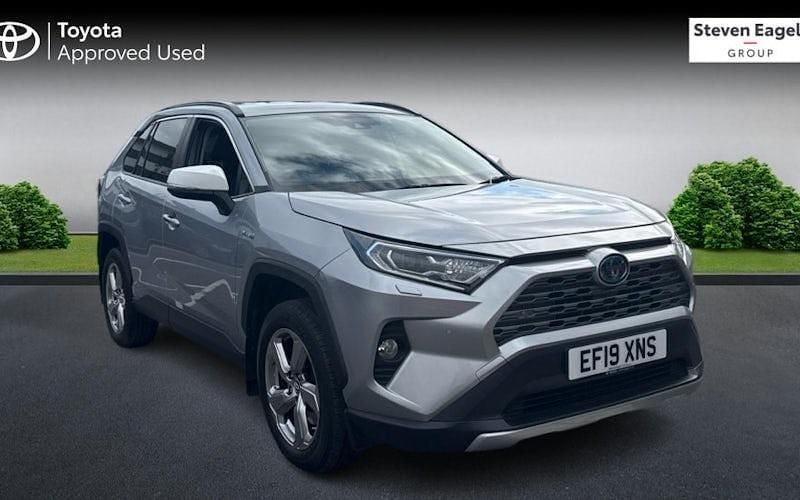 Used 2025 Toyota RAV4 Hybrid SUV | £24,445 (Super price) - Image 1/4