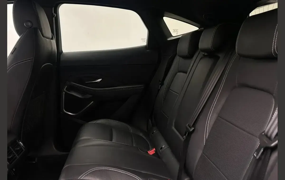 Used Jaguar E-Pace R-Dynamic 245 HP (180 kW) 2019 Black SUV