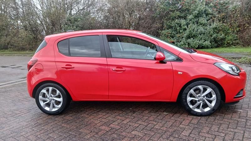 Used Vauxhall Corsa Sport 75 HP (55 kW) 2017 Red Hatchback