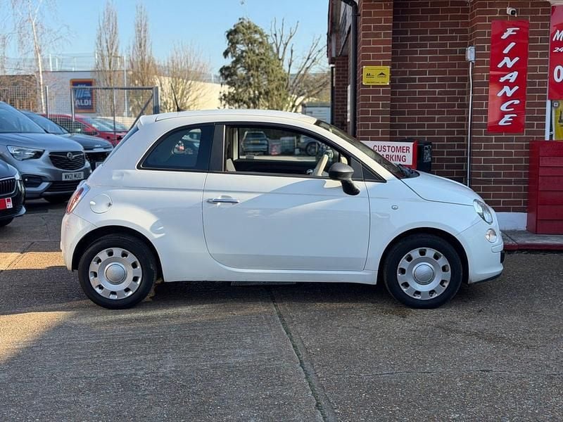 Used Fiat 500 Pop 69 HP (50 kW) 2015 White Hatchback