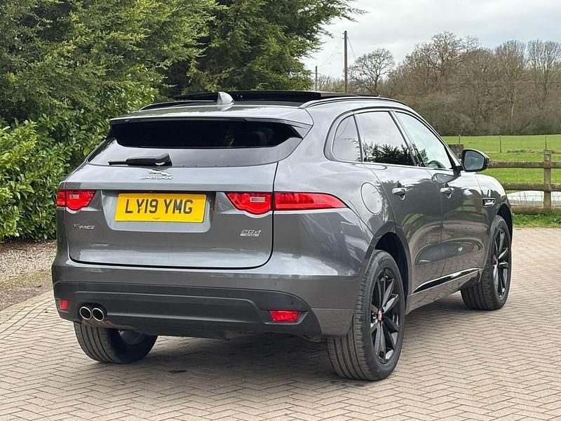 Used Jaguar F-Pace R-Sport 180 HP (132 kW) 2019 Grey SUV