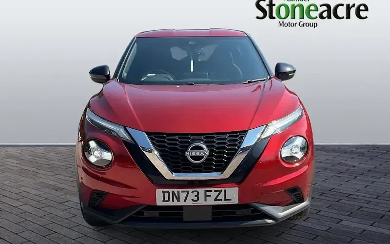 Used Nissan Juke N-Connecta 114 HP (83 kW) 2025 Red SUV