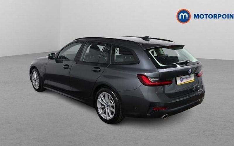 Used BMW 330e 292 HP (214 kW) 2022 Grey Estate