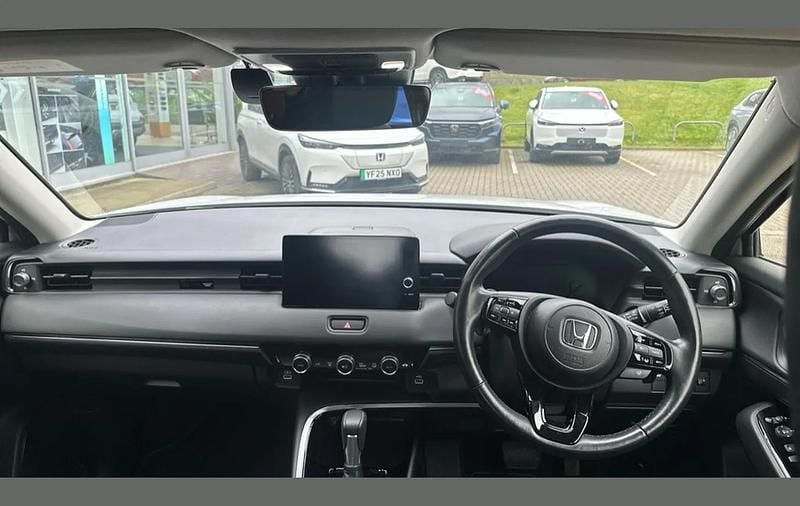 Used Honda HR-V Advance 130 HP (95 kW) 2023 White SUV