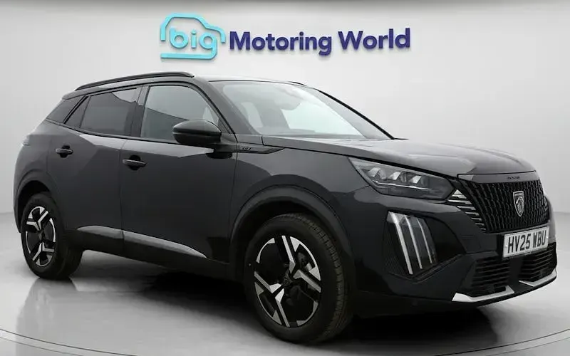 Begagnad Peugeot 2008 GT 137 HK (100 kW) 2025 SUV