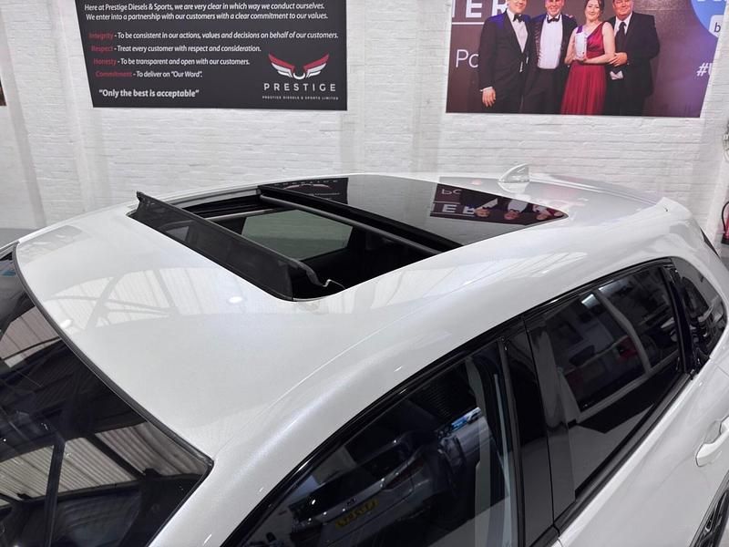 Used Honda ZR-V Advance 184 HP (135 kW) 2024 White SUV