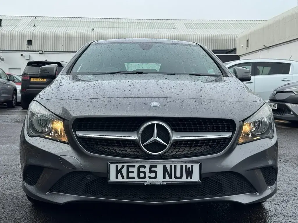 Used Mercedes CLA200 Shooting Brake 136 HP (100 kW) 2016 Grey Estate