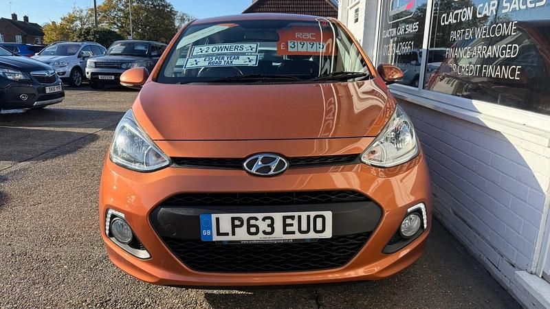 Used Hyundai i10 Premium 87 HP (63 kW) 2014 Orange Hatchback