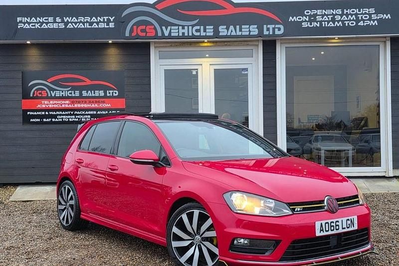 Used VW Golf VII R-line Edition 2016 Red Hatchback
