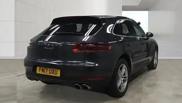 Used Porsche Macan S Diesel 258 HP (189 kW) 2017 Grey SUV