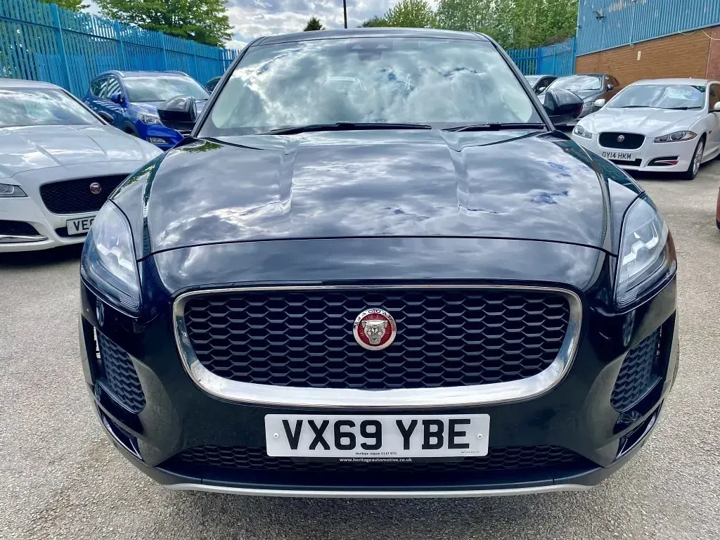 Usado Jaguar E-Pace S 249 HP (183 kW) 2019 Preto SUV