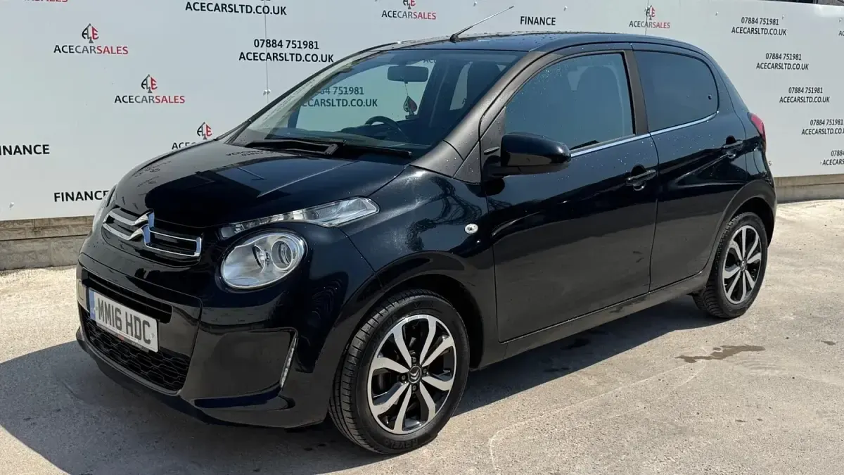 Used Citroën C1 Flair 82 HP (60 kW) 2016 Black Hatchback