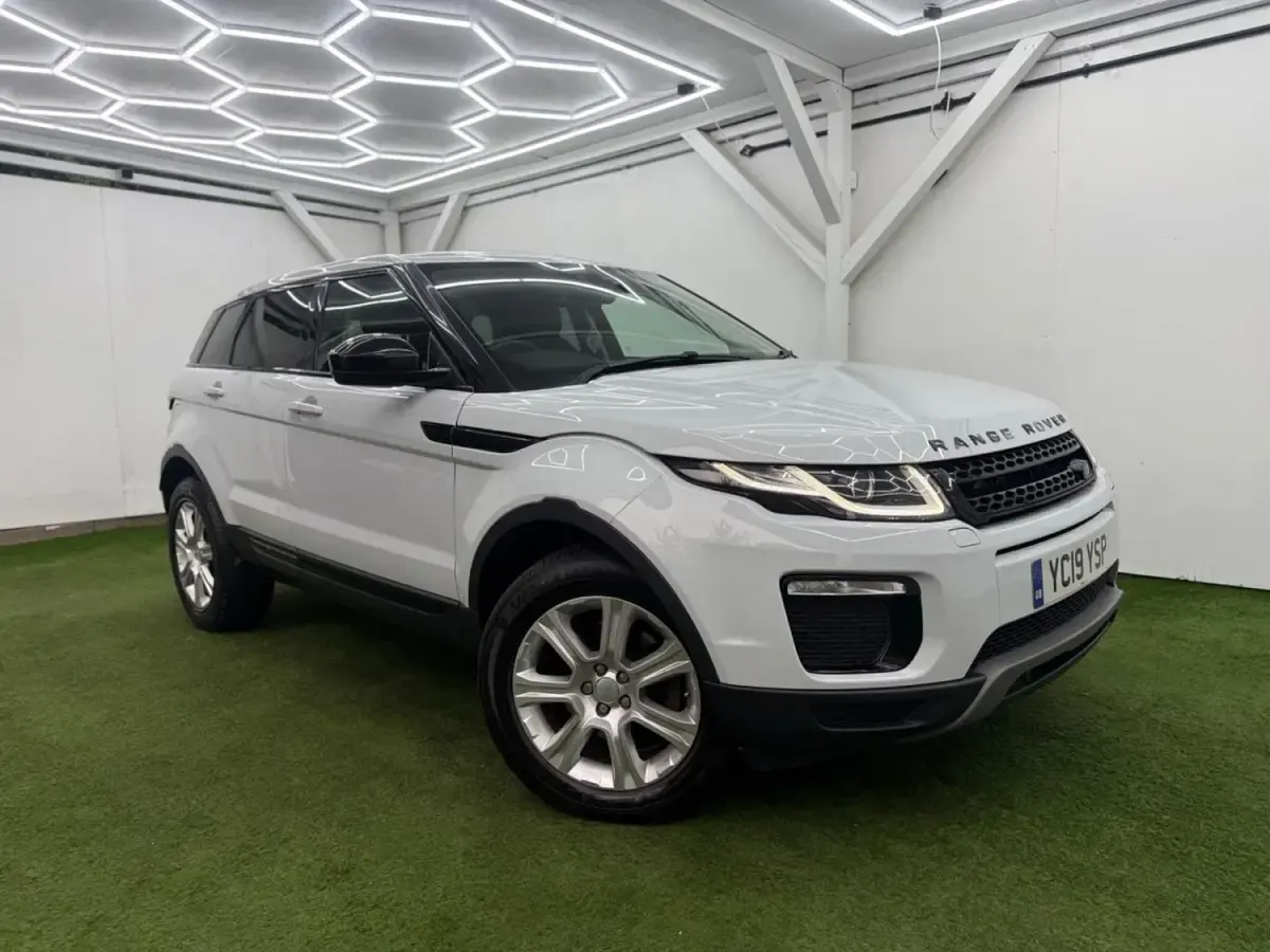 Usado Land Rover Range Rover evoque SE 180 HP (132 kW) 2019 Branco SUV