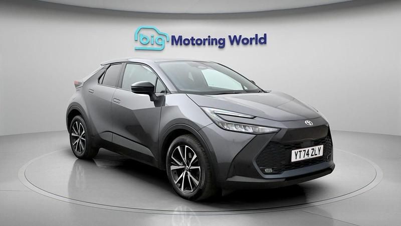 Used Toyota C-HR Design 220 HP (161 kW) 2024 Grey SUV