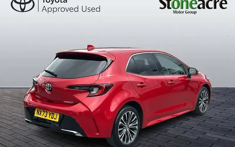 Used Toyota Corolla Design 140 HP (102 kW) 2026 Hatchback
