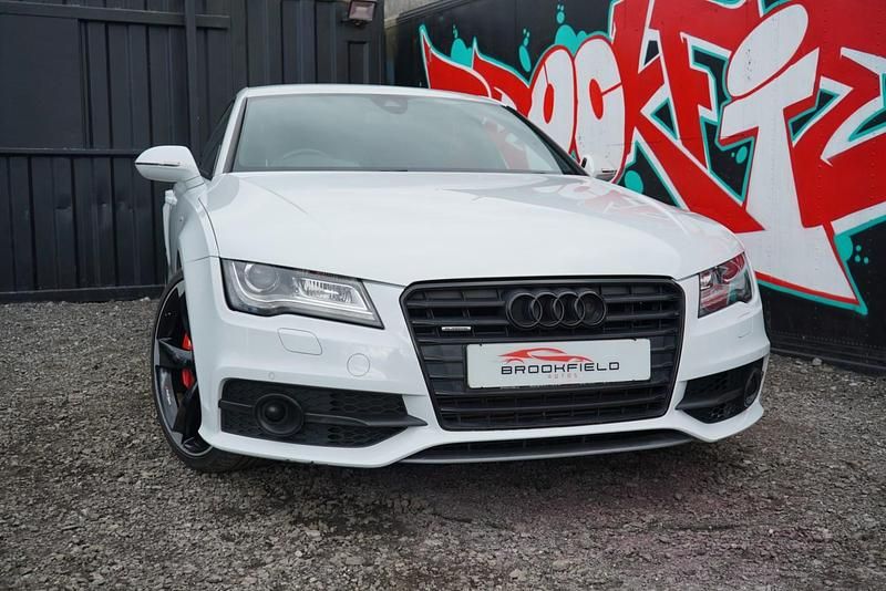 Used Audi A7 Sportback Black Edition 313 HP (230 kW) 2014 White Hatchback