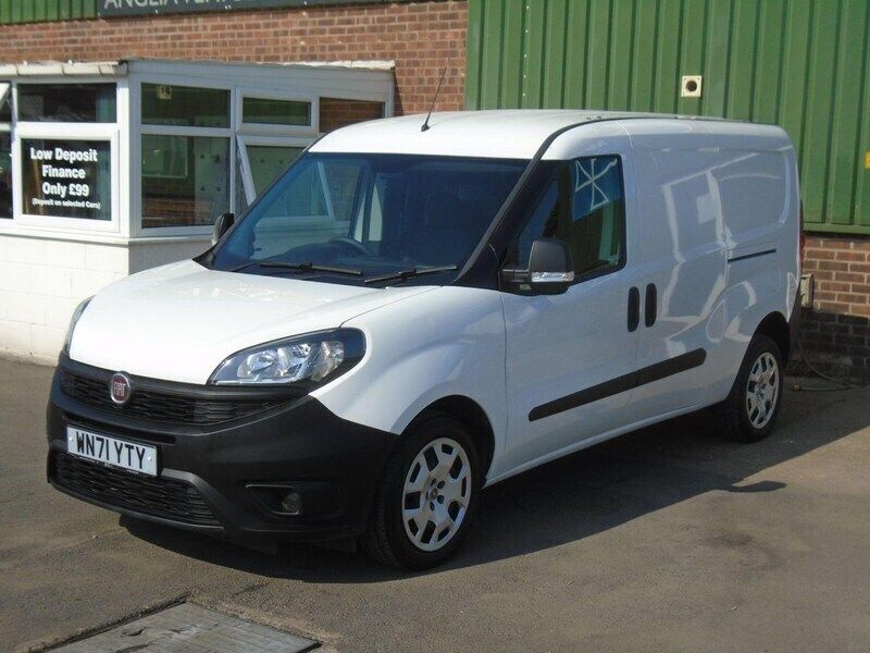 White Used 2021 Fiat Doblò S MPV | £6,490 (Good price) - Image 1/4