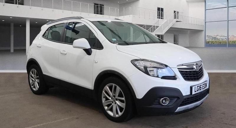 Used Vauxhall Mokka 140 HP (102 kW) 2016 White SUV