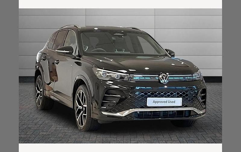 Black Used 2025 VW Tiguan R-line SUV | £37,990 - Image 1/3