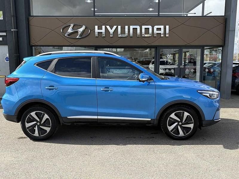 Used MG ZS Trophy 130 kW (177 HP) 2022 Blue SUV