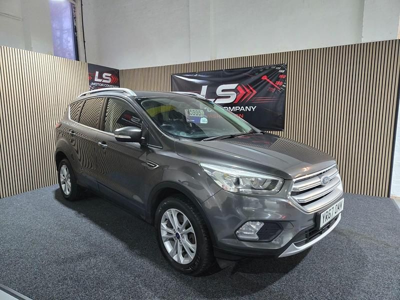 Used Ford Kuga Titanium 120 HP (88 kW) 2017 Grey SUV
