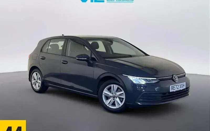 Used VW Golf VIII Life 150 HP (110 kW) 2024 Hatchback