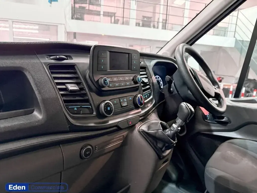 Usado Ford Transit 129 HP (94 kW) 2021 Branco