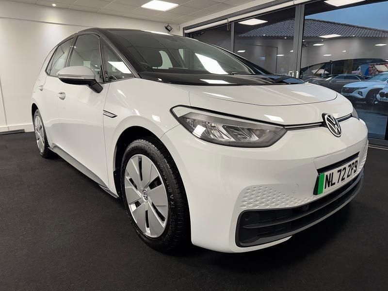 Used VW ID.3 Pro Performance 150 kW (204 HP) 2022 White Hatchback