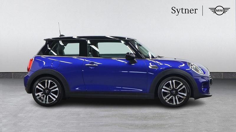 Usado Mini Cooper Exclusive 134 CV (98 kW) 2019 Azul Utilitario