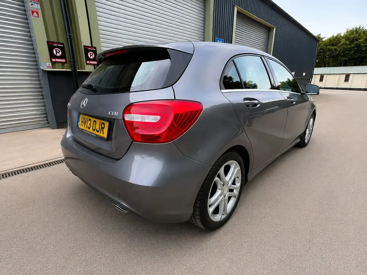 Used Mercedes A200 136 HP (100 kW) 2013 Grey Hatchback