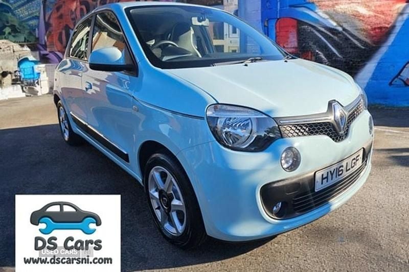 Blue Used 2016 Renault Twingo Dynamique Hatchback | £5,495 (Fair price) - Image 1/1