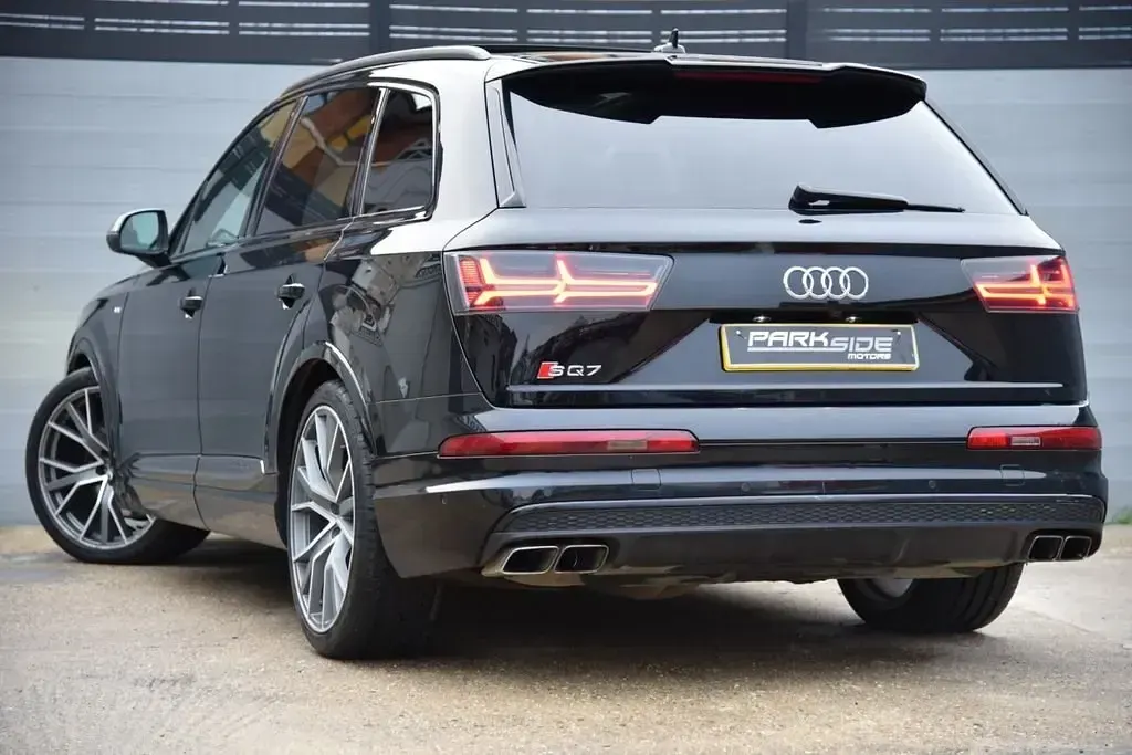 Usado Audi SQ7 Advanced 435 CV (319 kW) 2018 Negro SUV