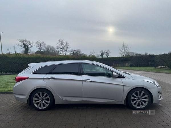 Used Hyundai i40 Premium 136 HP (100 kW) 2012 Silver Estate