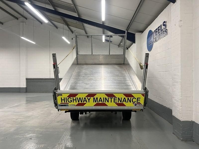 Used Ford Transit S 130 HP (95 kW) 2022 White Cabriolet