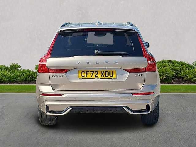 Used Volvo XC60 Ultimate 250 HP (183 kW) 2023 Gold SUV