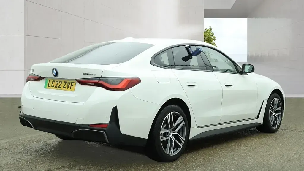 Used BMW i4 Sport Line 250 kW (340 HP) 2022 White Sedan