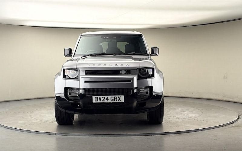 Usado Land Rover Defender SE Dynamic 250 HP (183 kW) 2024 Cinzento SUV