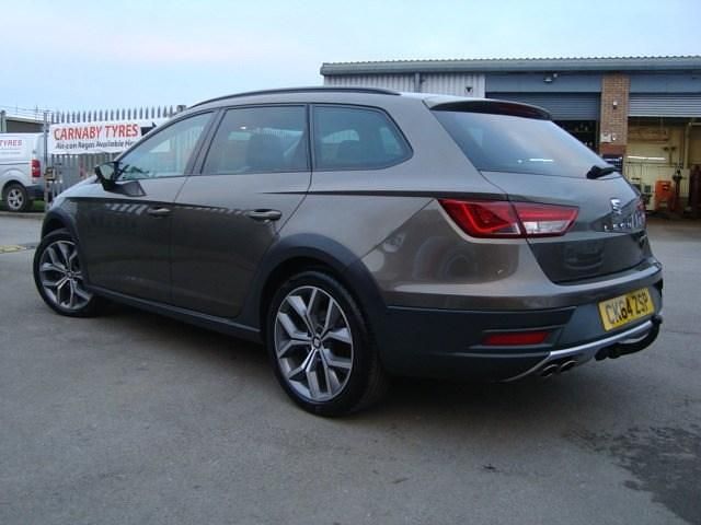 Used Seat Leon SE Technology 2014 Brown Estate
