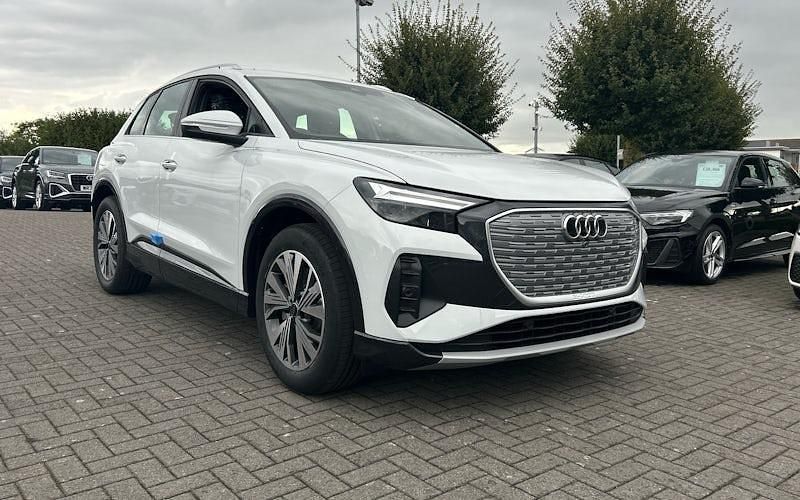 New 2026 Audi Q4 e-tron Sport SUV | £45,950 (Super price) - Image 1/4