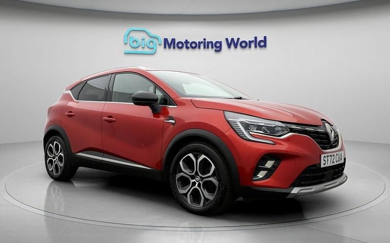 Second-hand Renault Captur Techno 143 CP (105 kW) 2023 Roșu SUV