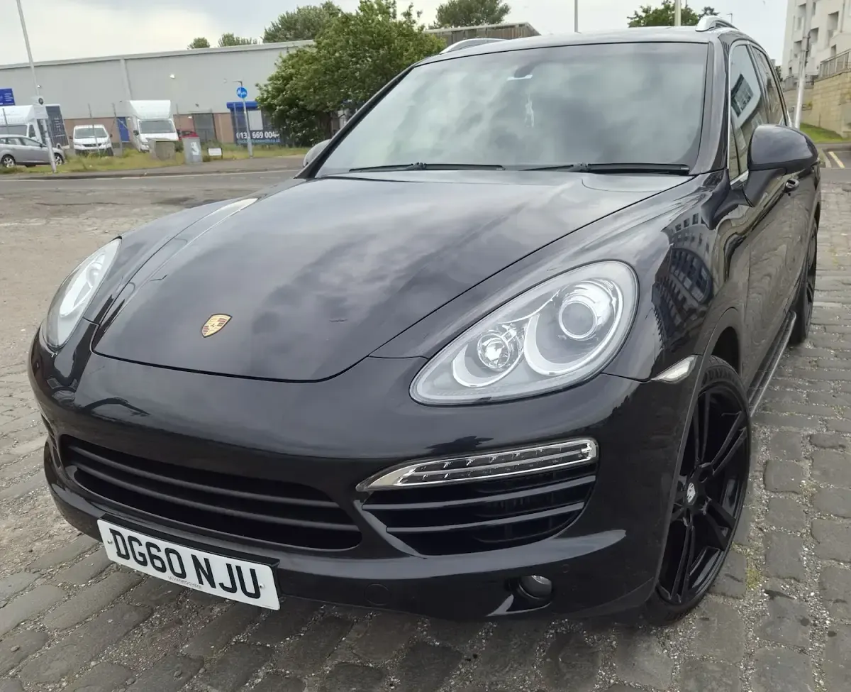 Used Porsche Cayenne Diesel 240 HP (176 kW) 2010 Black SUV