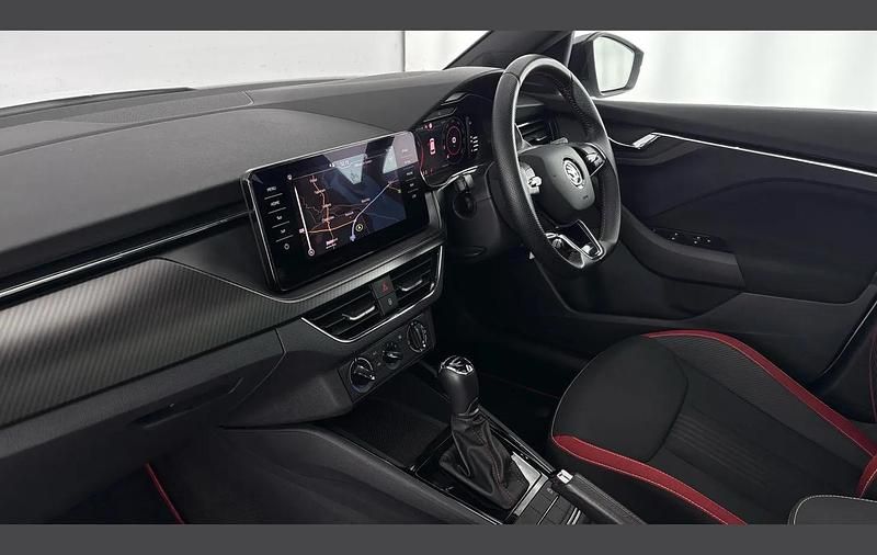 Used Skoda Kamiq Monte Carlo 150 HP (110 kW) 2020 Moon white metallic SUV