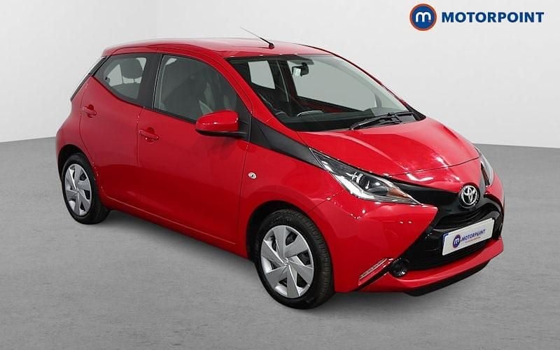 Used 2018 Toyota Aygo X-play Hatchback | £7,049 (Good price) - Image 1/4