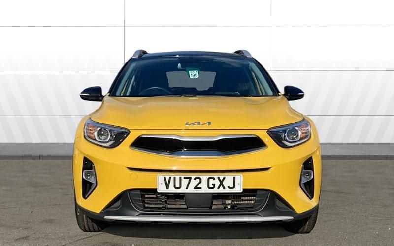 Used Kia Stonic 120 HP (88 kW) 2022 Yellow SUV